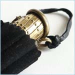 coin purse in the shape of a closed umbrella