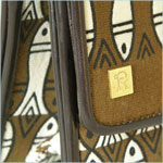 Optical illusion fish shoulder bag